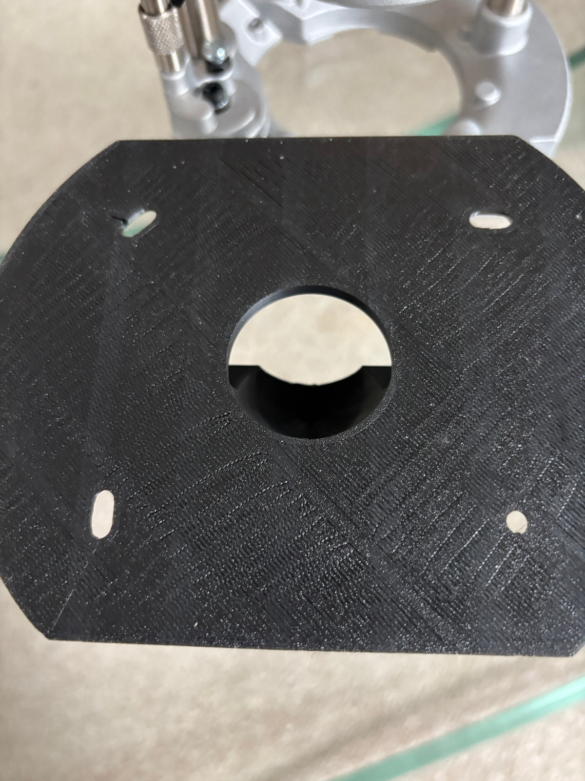 Dewalt Edge banding attachment to fit Dewalt routers DCW604 D26203 D26204 via D262004 Plunge Base attachment