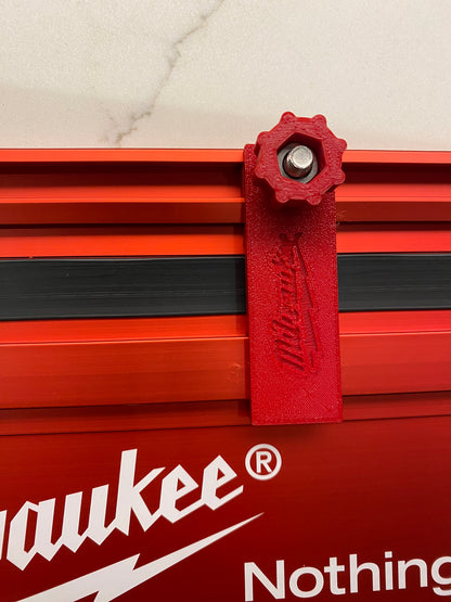 Arrêts de plongée / Butées de rail de guidage / Limites de voie / Anti-recul / Coupes répétitives 1 PAIRE pour rail de guidage Milwaukee