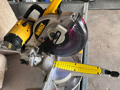 Insert anti-éclats pour scie à onglets Dewalt DW717